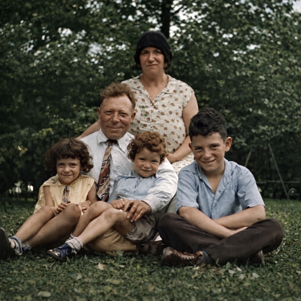 Arthur and Jennie with children